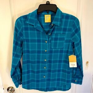 Girls long sleeve flannel shirt‎